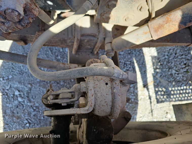 image for item DM1511 1997 International 4900 dump truck