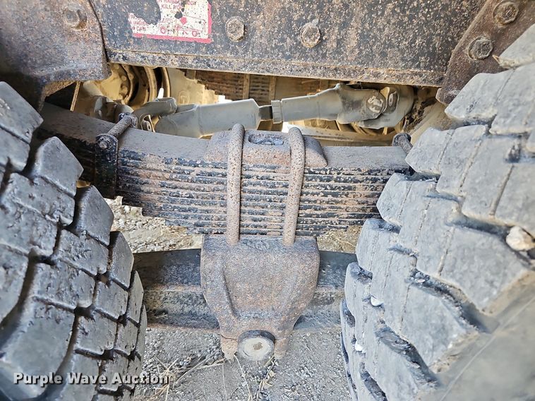 image for item DM1511 1997 International 4900 dump truck