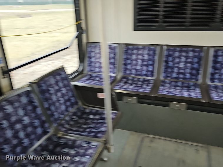 image for item DM1516 2011 Gillig G27B102N4 transit bus