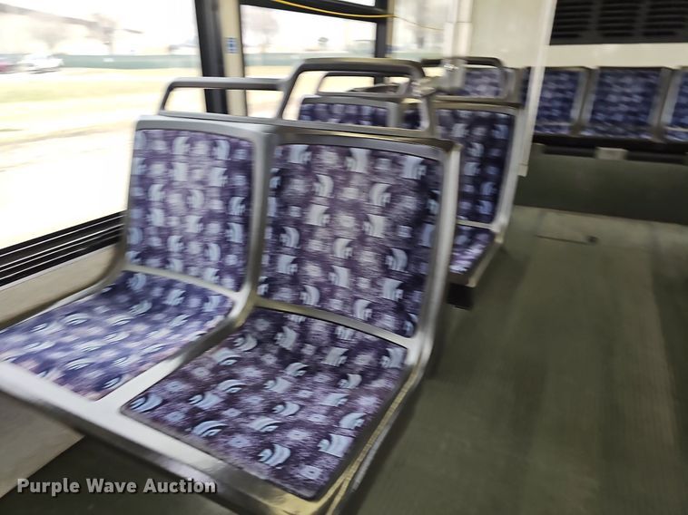 image for item DM1517 2011 Gillig G27B102N4 transit bus