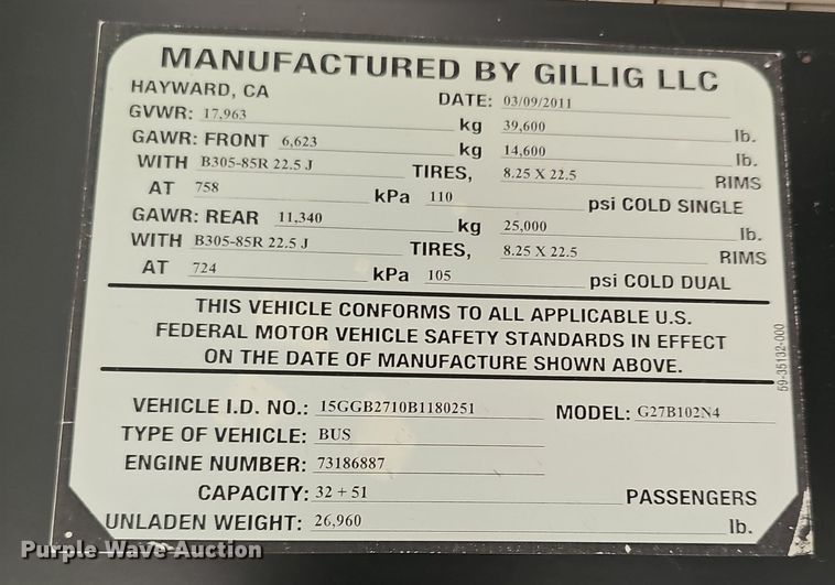 image for item DM1518 2011 Gillig G27B102N4 transit bus