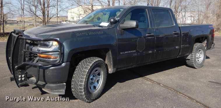 image for item DM1519 2018 Chevy  Silverado 1500 Crew Cab pickup truck