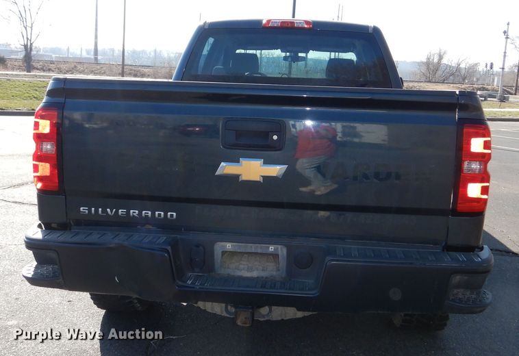 image for item DM1519 2018 Chevy  Silverado 1500 Crew Cab pickup truck