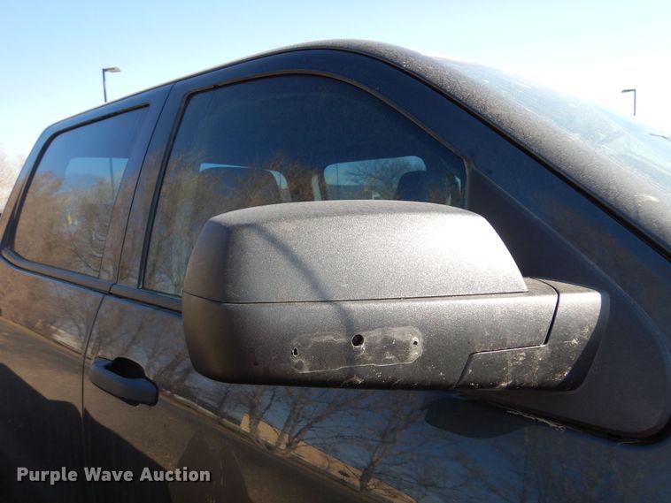 image for item DM1519 2018 Chevy  Silverado 1500 Crew Cab pickup truck