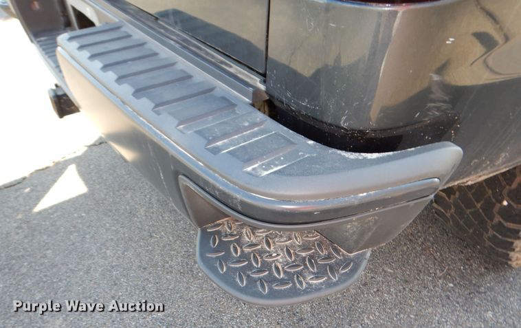 image for item DM1519 2018 Chevy  Silverado 1500 Crew Cab pickup truck