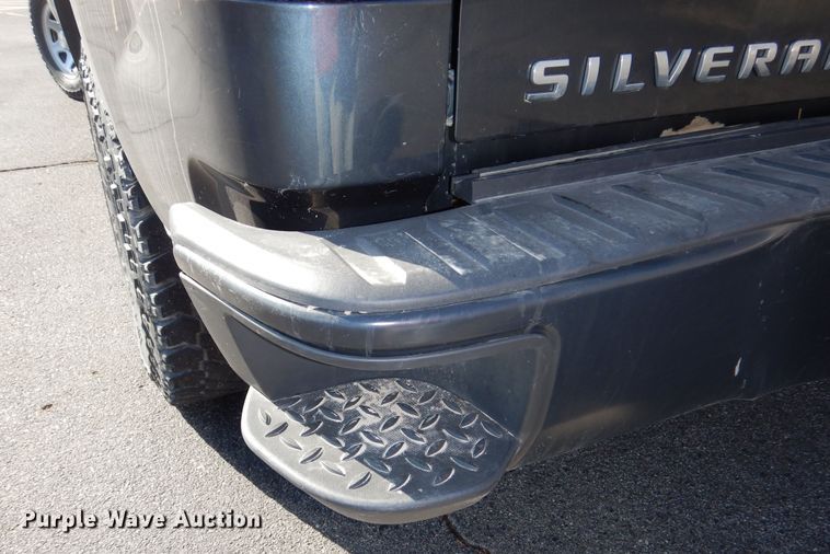 image for item DM1519 2018 Chevy  Silverado 1500 Crew Cab pickup truck