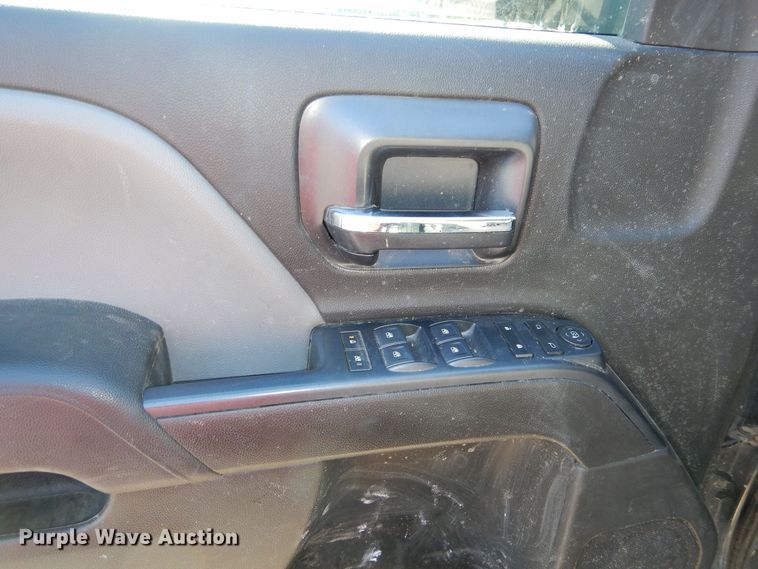 image for item DM1519 2018 Chevy  Silverado 1500 Crew Cab pickup truck