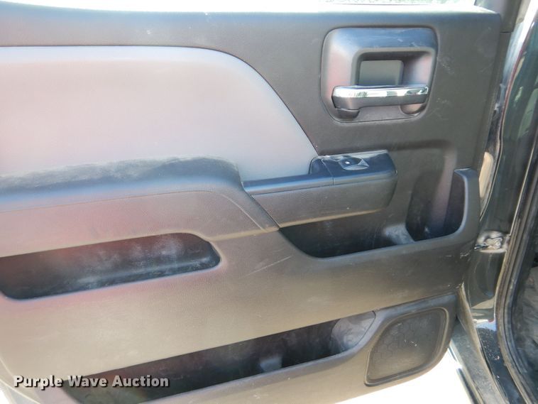 image for item DM1519 2018 Chevy  Silverado 1500 Crew Cab pickup truck