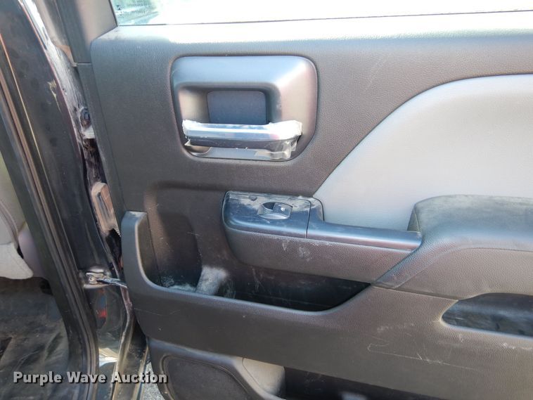 image for item DM1519 2018 Chevy  Silverado 1500 Crew Cab pickup truck