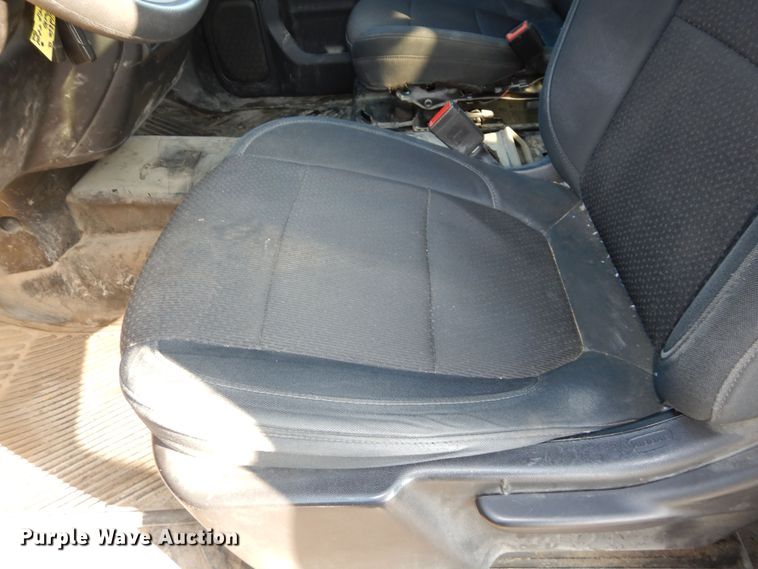 image for item DM1520 2019 Chevrolet Silverado 1500 Crew Cab pickup truck