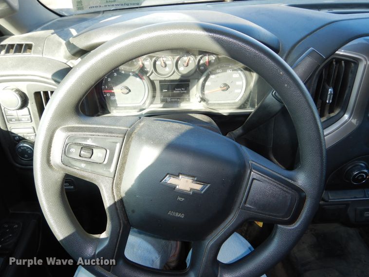 image for item DM1520 2019 Chevrolet Silverado 1500 Crew Cab pickup truck