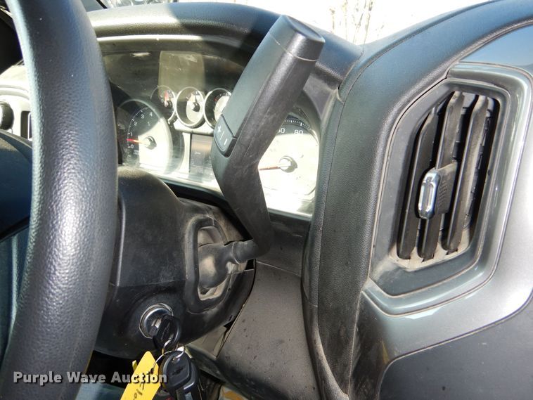 image for item DM1520 2019 Chevrolet Silverado 1500 Crew Cab pickup truck