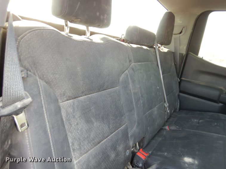 image for item DM1520 2019 Chevrolet Silverado 1500 Crew Cab pickup truck