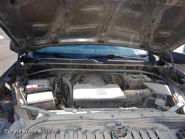 image for item DM1520 2019 Chevrolet Silverado 1500 Crew Cab pickup truck