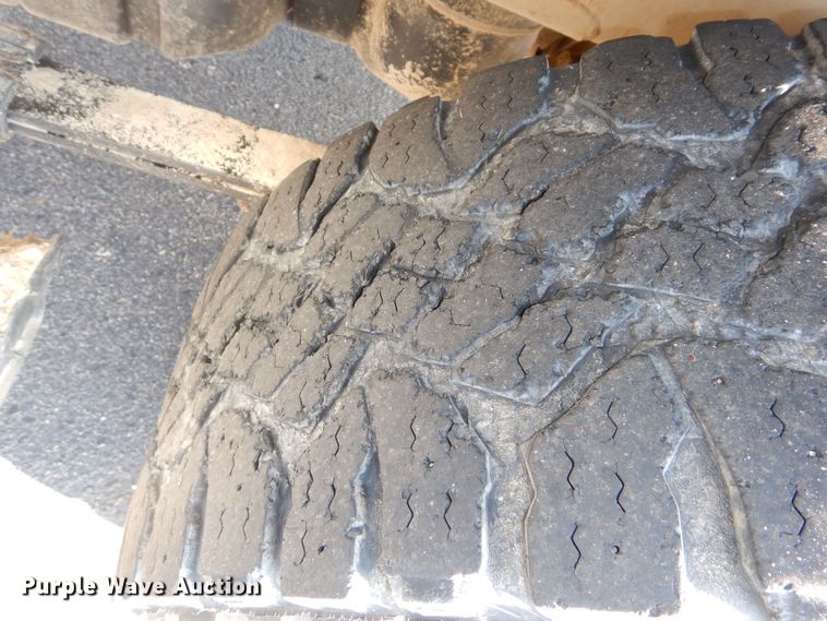 image for item DM1520 2019 Chevrolet Silverado 1500 Crew Cab pickup truck