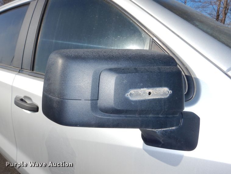 image for item DM1521 2020 Chevrolet  Silverado 1500 Crew Cab pickup truck