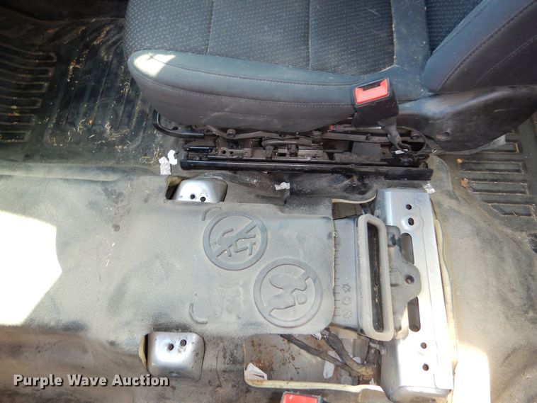 image for item DM1521 2020 Chevrolet  Silverado 1500 Crew Cab pickup truck