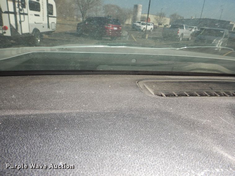 image for item DM1521 2020 Chevrolet  Silverado 1500 Crew Cab pickup truck