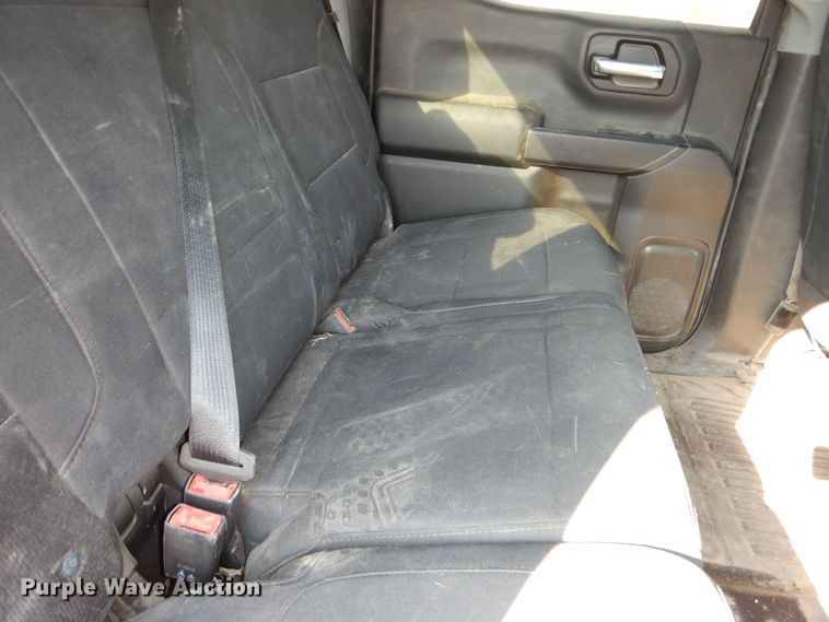 image for item DM1521 2020 Chevrolet  Silverado 1500 Crew Cab pickup truck