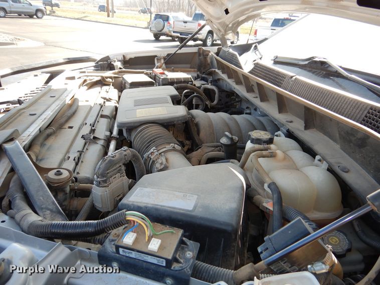 image for item DM1521 2020 Chevrolet  Silverado 1500 Crew Cab pickup truck