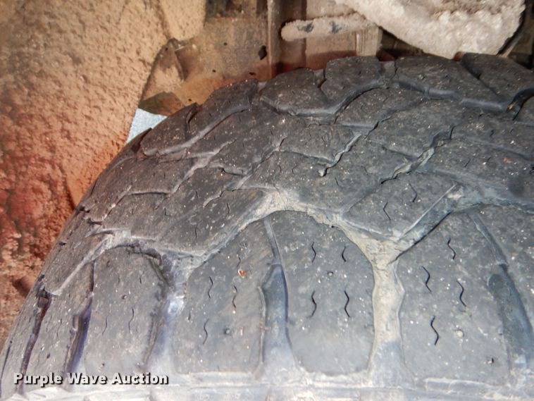 image for item DM1521 2020 Chevrolet  Silverado 1500 Crew Cab pickup truck