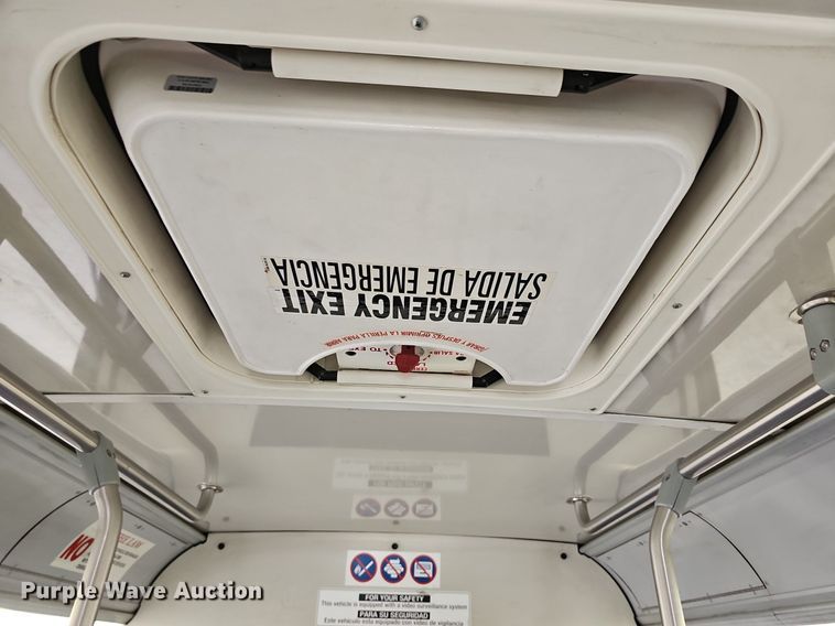 image for item DM1522 2011 Gillig G27B102N4 transit bus