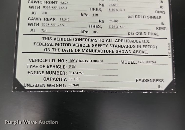 image for item DM1522 2011 Gillig G27B102N4 transit bus