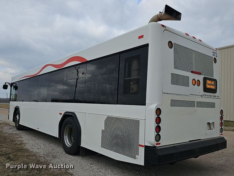 image for item DM1574 2011 Gillig G27B102N4 transit bus