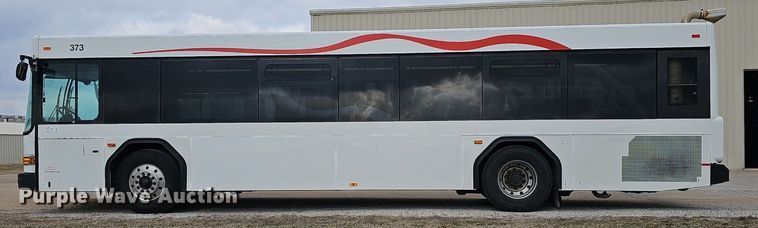 image for item DM1574 2011 Gillig G27B102N4 transit bus