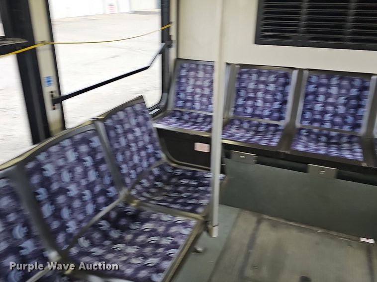 image for item DM1574 2011 Gillig G27B102N4 transit bus