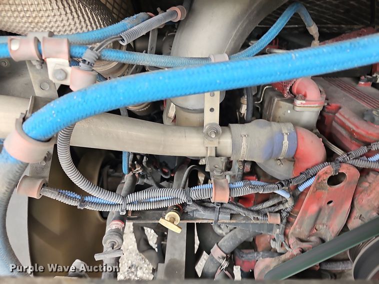 image for item DM1574 2011 Gillig G27B102N4 transit bus