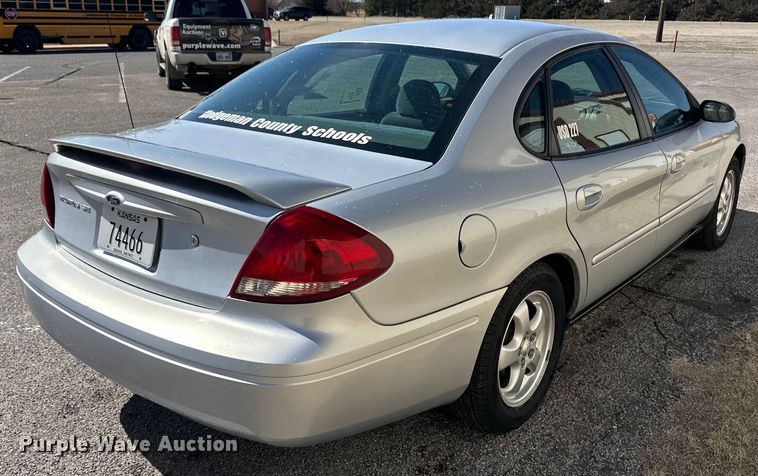 image for item DM2705 2006 Ford Taurus SE 