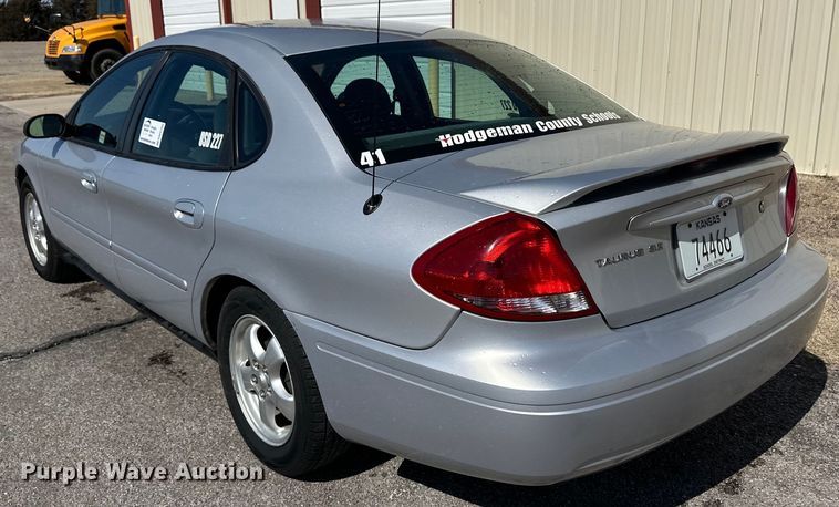 image for item DM2705 2006 Ford Taurus SE 