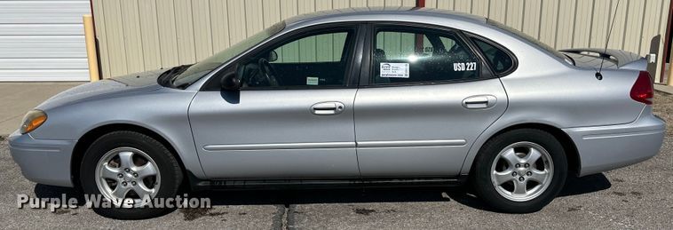 image for item DM2705 2006 Ford Taurus SE 