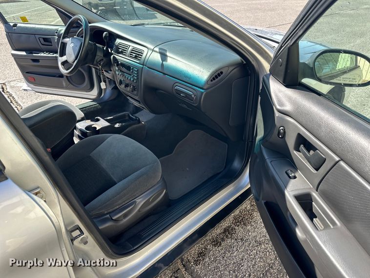 image for item DM2705 2006 Ford Taurus SE 