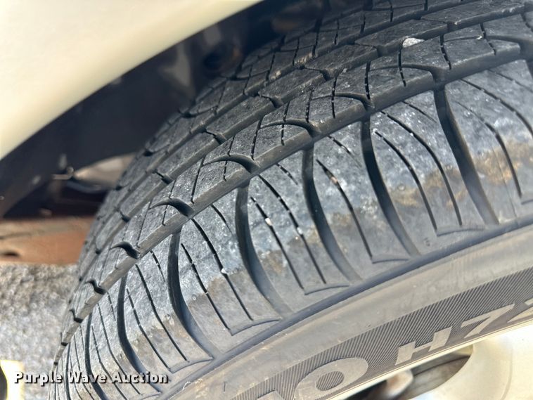 image for item DM2705 2006 Ford Taurus SE 