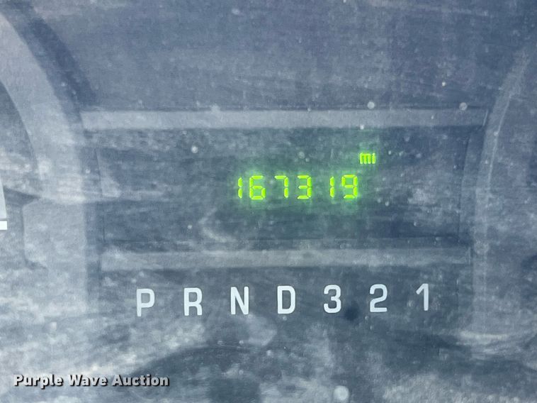 image for item DM2933 2009 Ford E450 shuttle bus