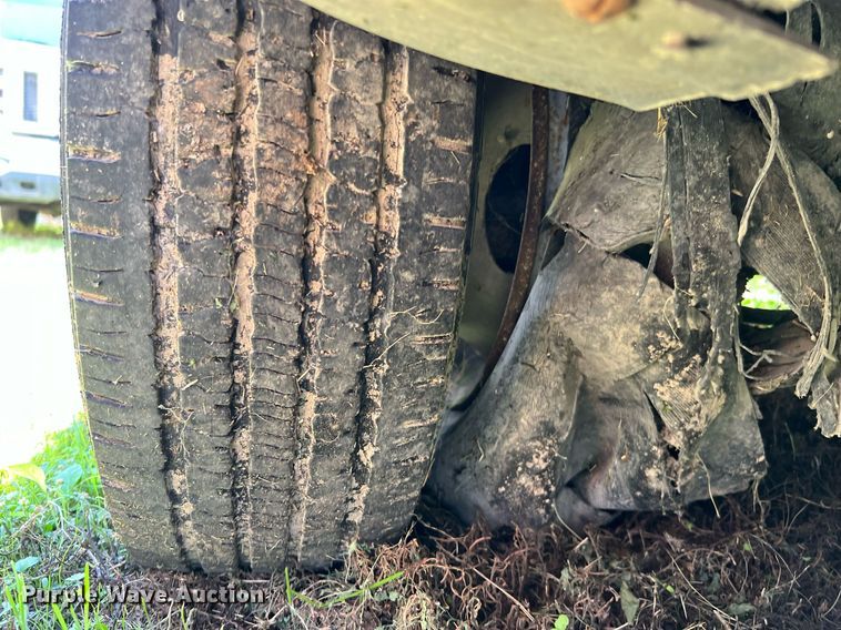 image for item DM2933 2009 Ford E450 shuttle bus