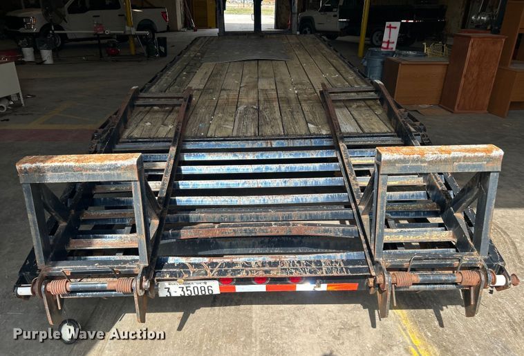 image for item DN0711 1999 Holden Industries HGP14 equipment trailer