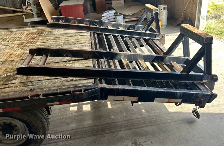 image for item DN0711 1999 Holden Industries HGP14 equipment trailer