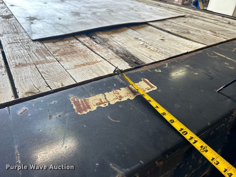 image for item DN0711 1999 Holden Industries HGP14 equipment trailer