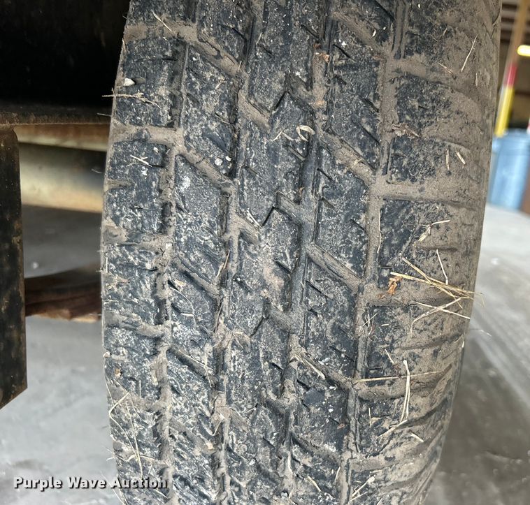 image for item DN0711 1999 Holden Industries HGP14 equipment trailer