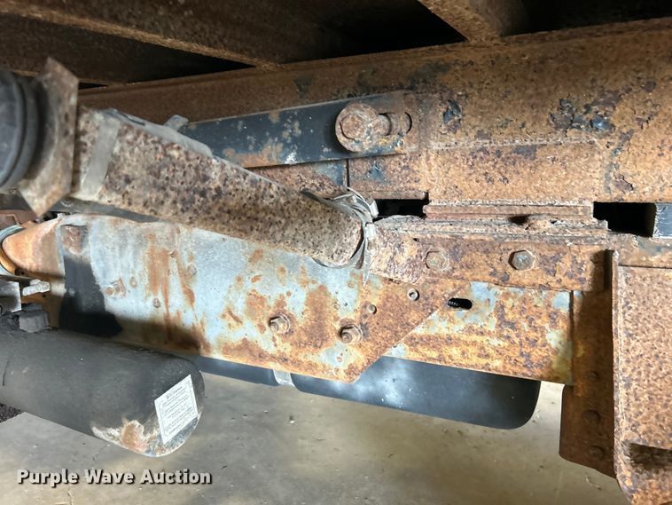 image for item DN0712 1999 Chevrolet C3500HD flatbed pickup truck