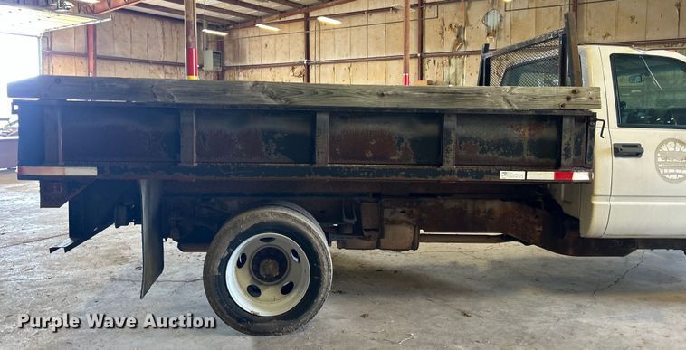 image for item DN0712 1999 Chevrolet C3500HD flatbed pickup truck