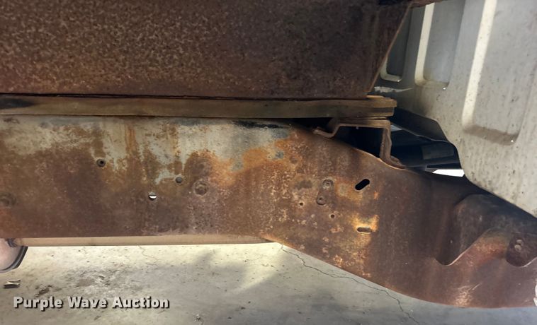 image for item DN0712 1999 Chevrolet C3500HD flatbed pickup truck