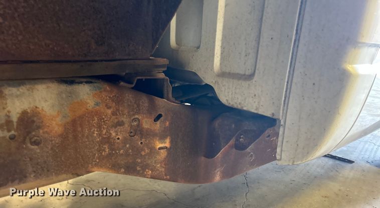 image for item DN0712 1999 Chevrolet C3500HD flatbed pickup truck