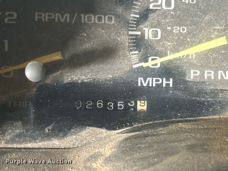 image for item DN0712 1999 Chevrolet C3500HD flatbed pickup truck