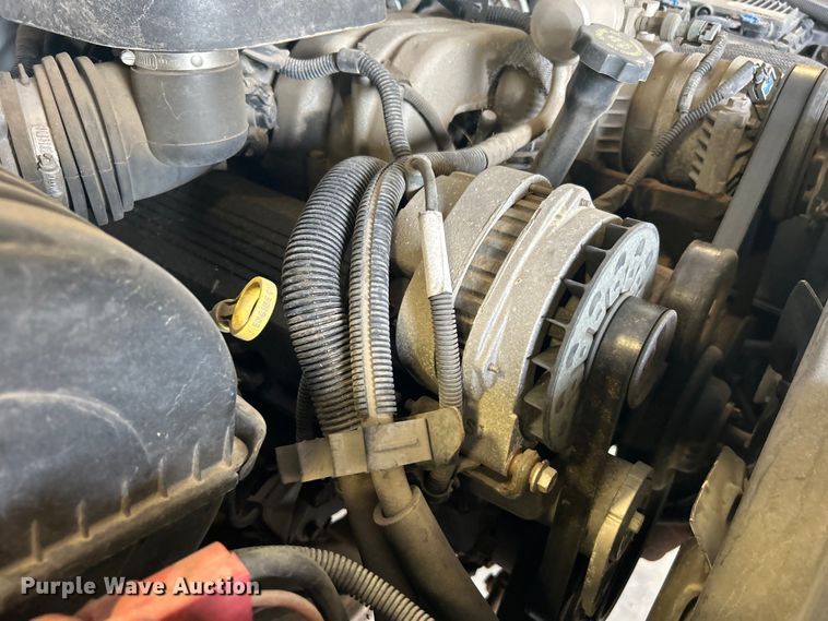 image for item DN0712 1999 Chevrolet C3500HD flatbed pickup truck