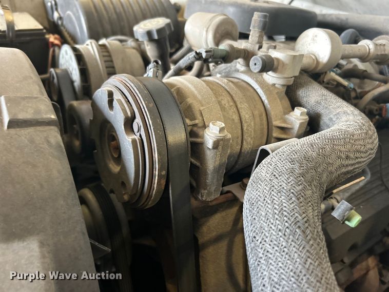 image for item DN0712 1999 Chevrolet C3500HD flatbed pickup truck