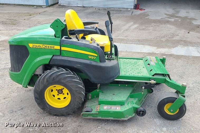image for item DP1295 2011 John Deere 997 ZTR lawn mower